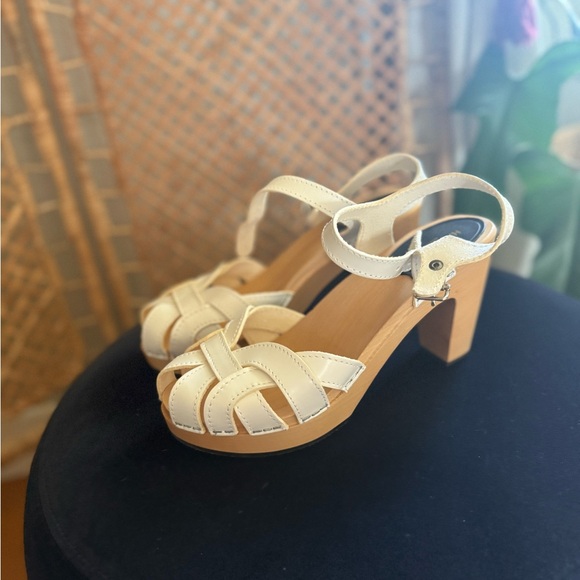 Swedish Hasbeens Cream Heeled Sandals - Picture 1 of 5
